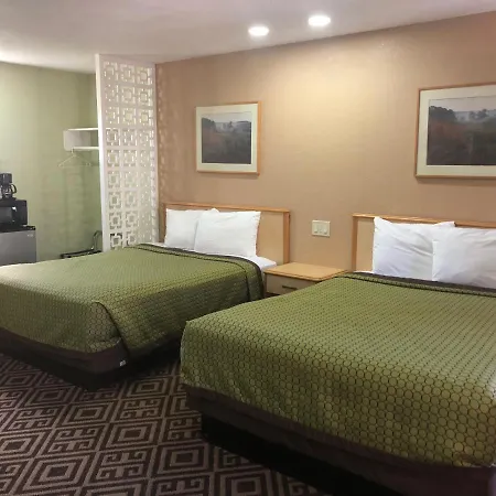 Budget Inn - Laytonville